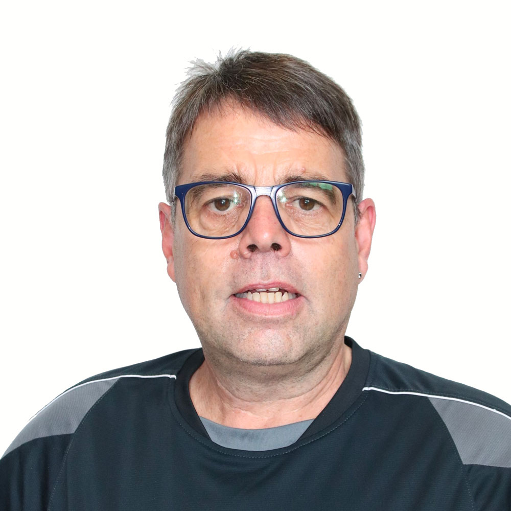 Manfred Sturm,
 Hausmeister